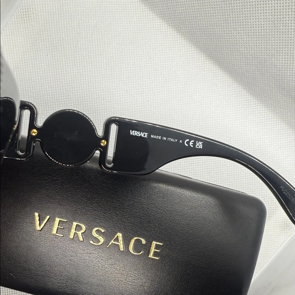 Versace Black Sunglasses Unisex